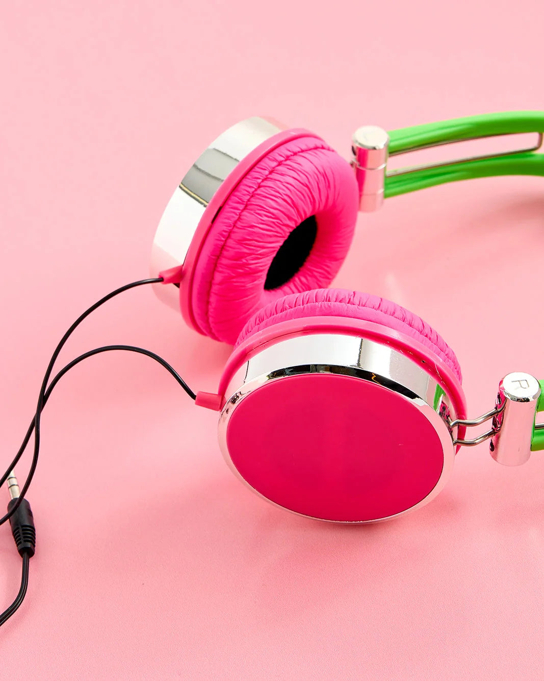 DIY Fashion Headphone Decorating Kit for Girls – Customizable Headphone Craft Set | 6+ Years
