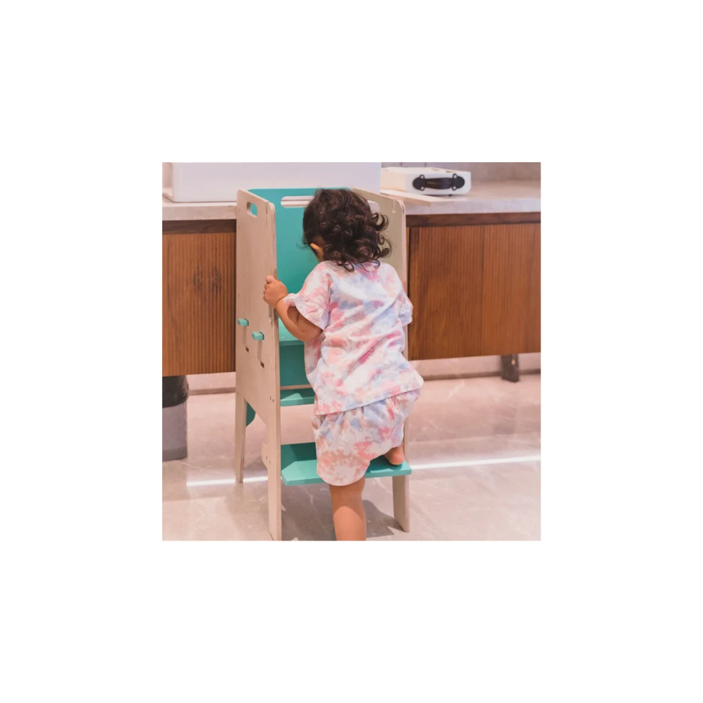 Curious Cub Montessori Learning Tower