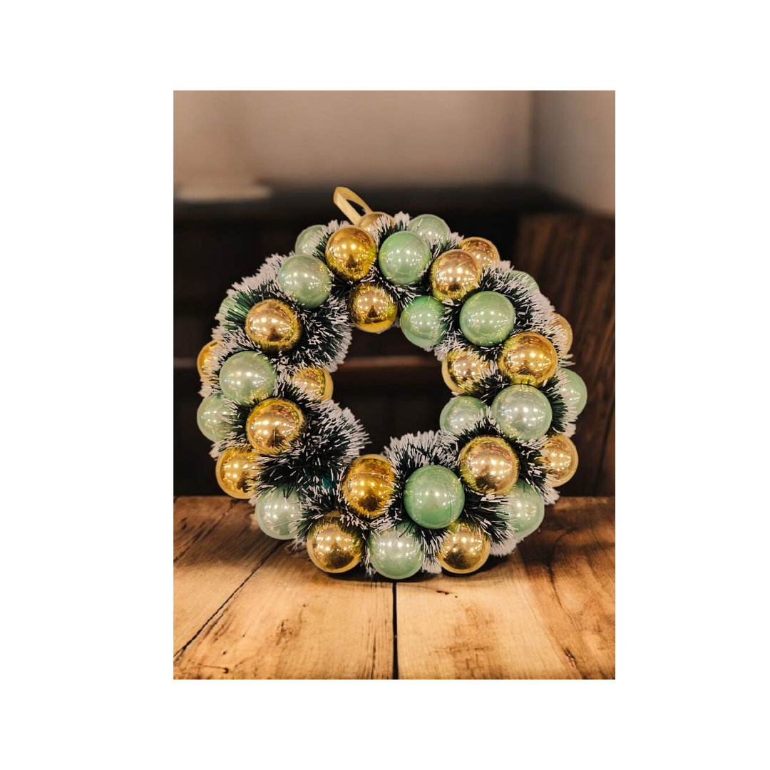 Christmas Premium Hanging Wreath 30x30cm