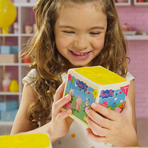 Hasbro Peppa Pig 06920 PEPPA'S Secret Surprise-Styles May, Colours Vary