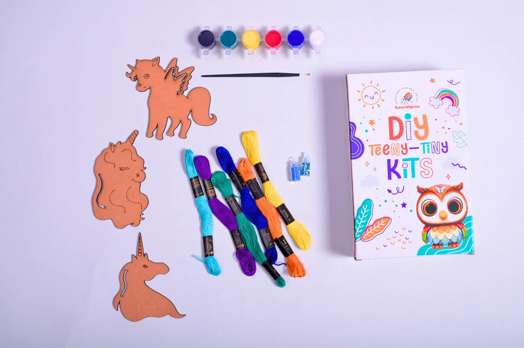 iLearnNGrow Teeny Tiny DIY Unicorn Thread Craft Kit for Kids Paint, Glitter & Thread Craft Set