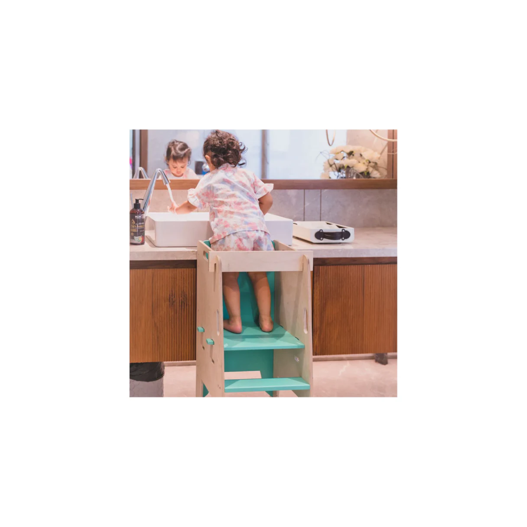 Curious Cub Montessori Learning Tower