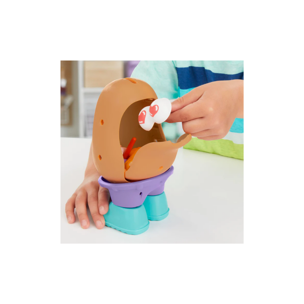 Hasbro Potato Head Express Yourspud Playset with 1 Potato Body and 32 Accessories