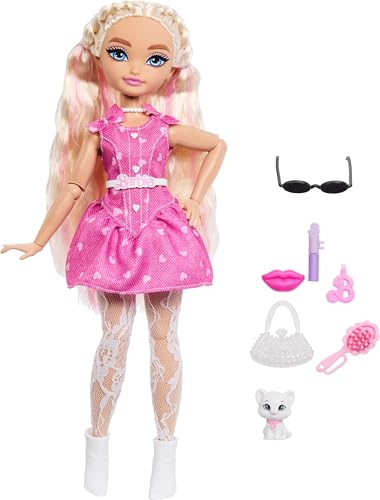 Mattel Barbie Dream Besties Barbie Malibu Doll & Accessories, Posable Fashion Doll & Themed Pieces