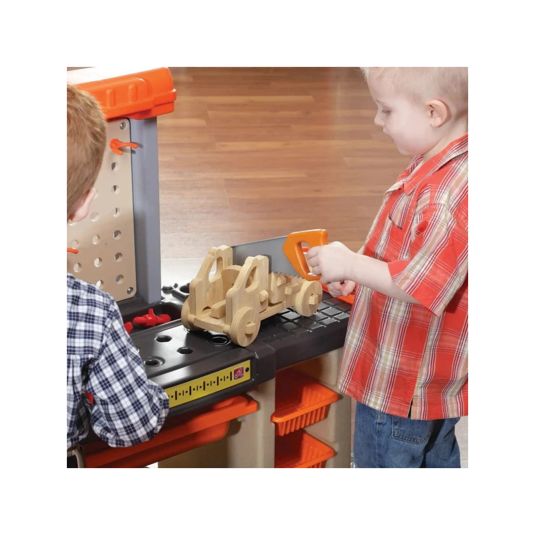 Step2 Handyman Workbench
