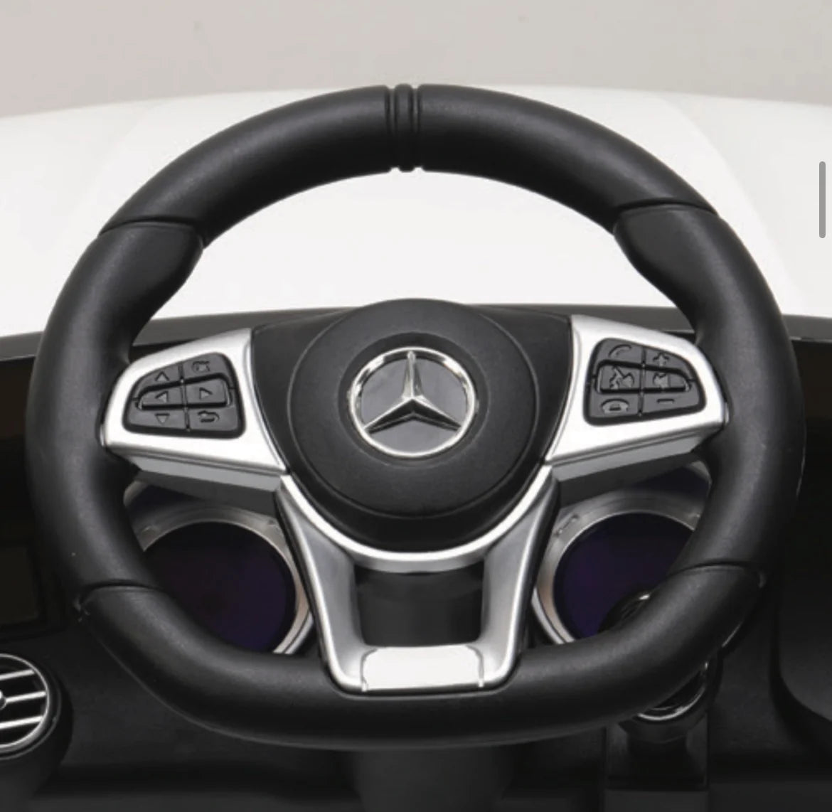 EMotorad Formula Fun Battery Oprated Mercedes AMZ GLC Ride-On Car, White