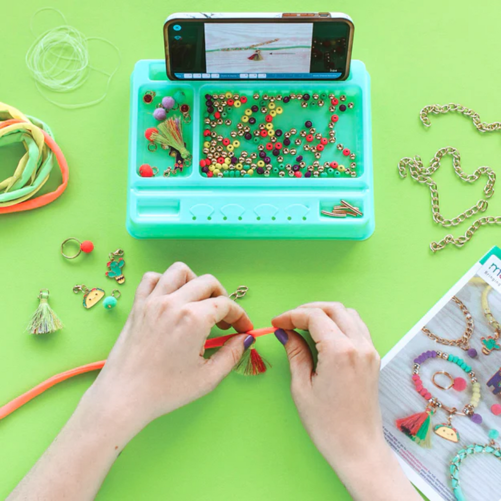 Make It Real Neo Brite Chains & Charms