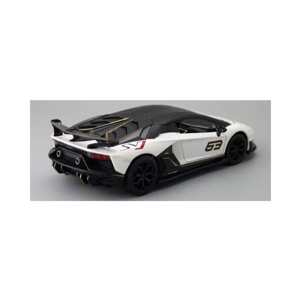 CCA 1:24 Lamborghini Aventador SVJ 63 Model Car Diecast Toy Car