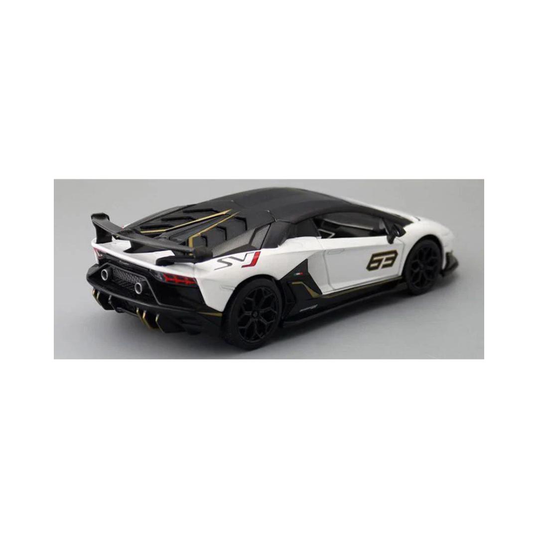 CCA 1:24 Lamborghini Aventador SVJ 63 Model Car Diecast Toy Car