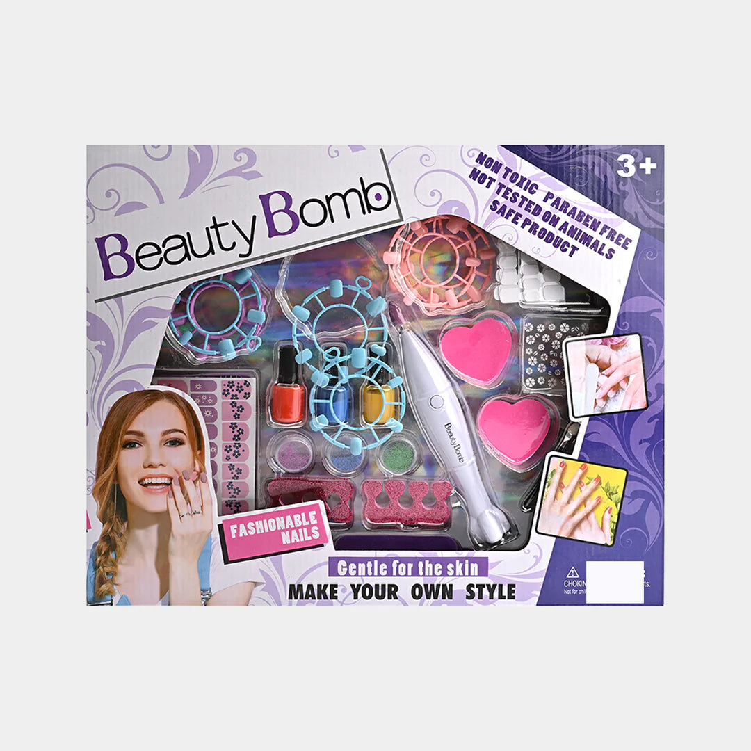 Beauty Bomb Nail Art Makeup Set