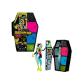 Mattel Monster High Playset Frankie Stein Doll and Secrets in Her Closet MATTEL