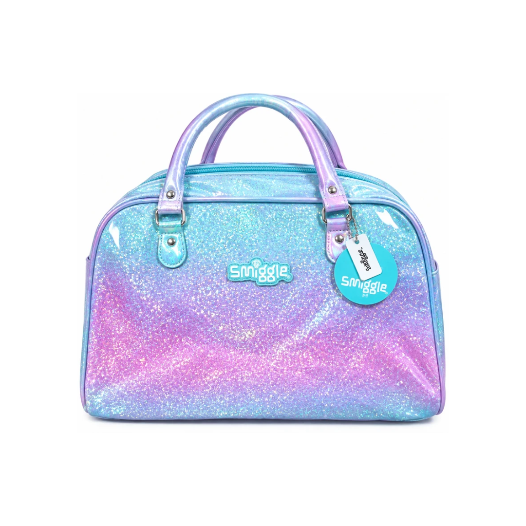 Smiggle Travel Duffel Bag | Kids Weekender Bag with Adjustable Shoulder Strap & 43cm Large Capacity
