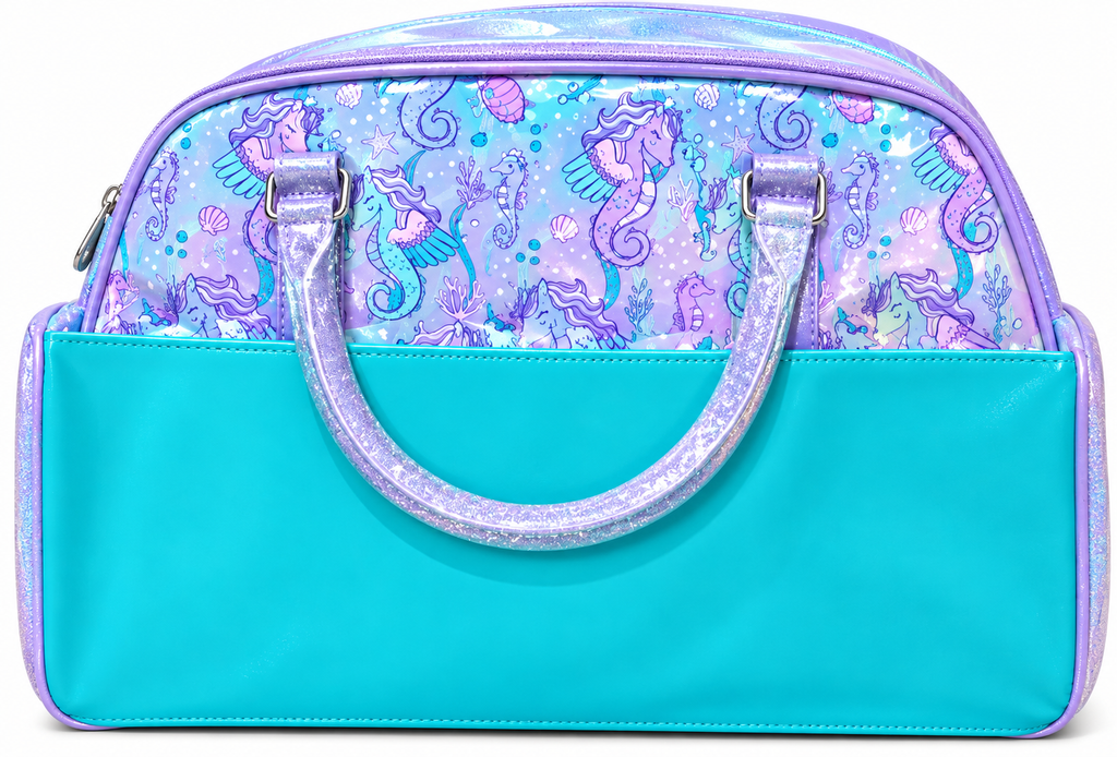 Smiggle Travel Duffel Bag | Kids Weekender Bag with Adjustable Shoulder Strap & 43cm Large Capacity