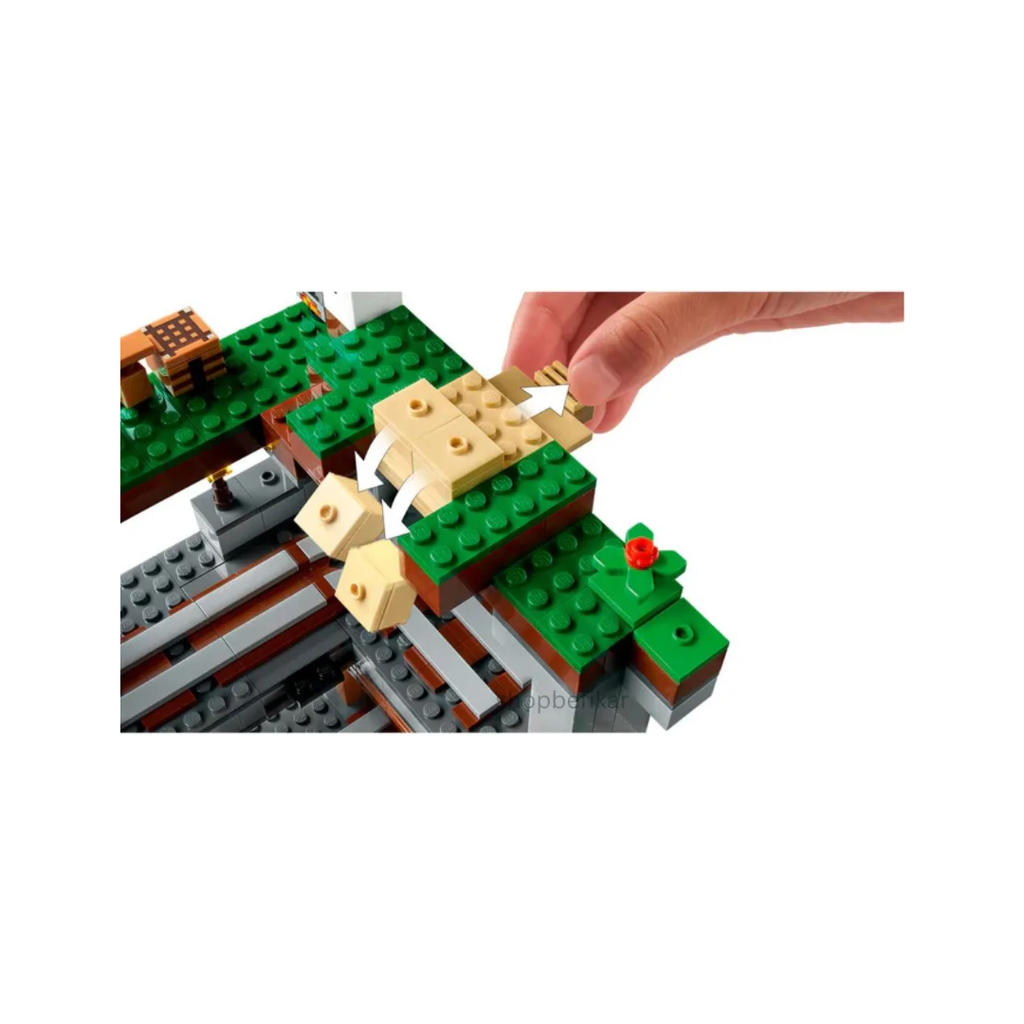 My World Mining Adventure Building Blocks Pixel World Construction Set 557+ PCS