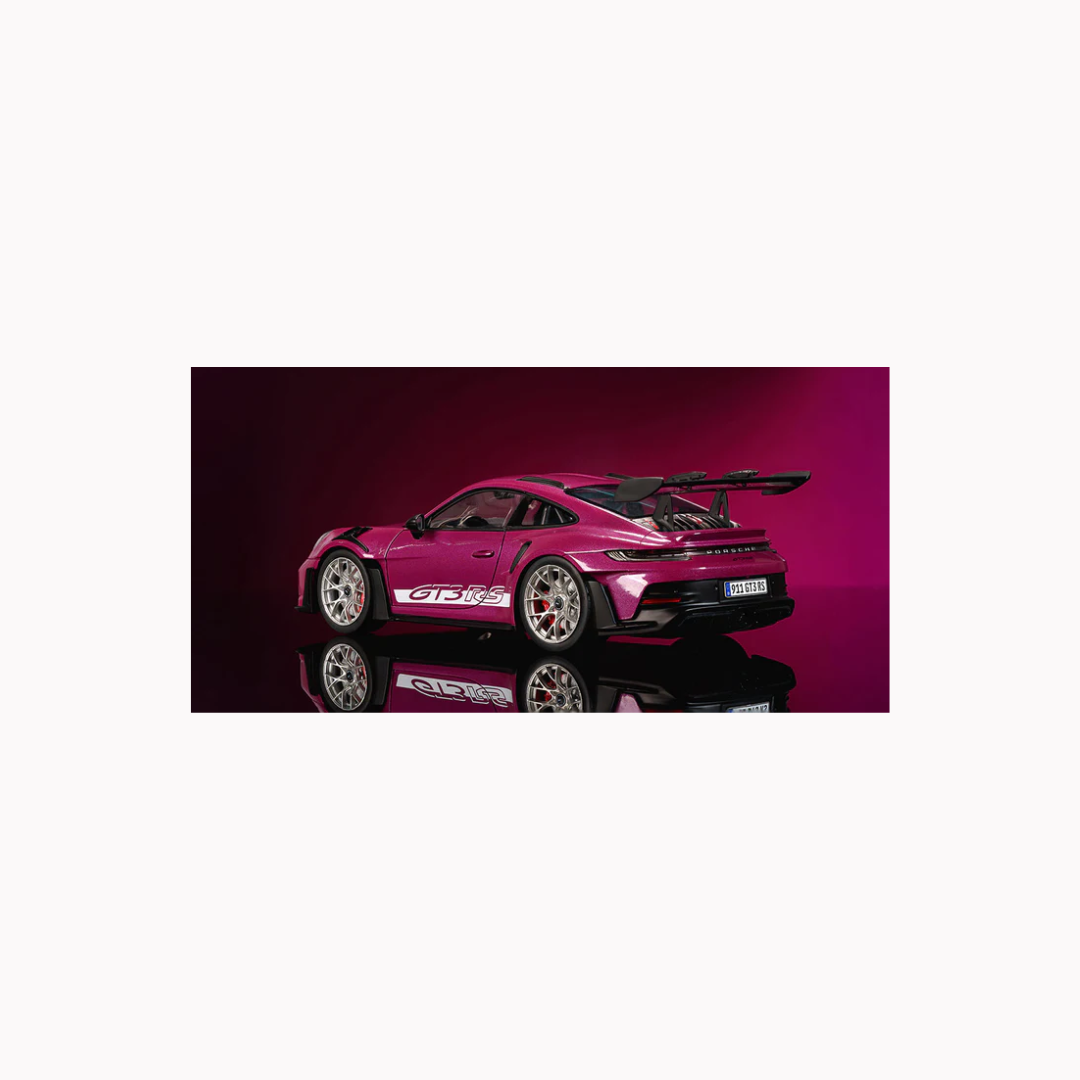 Pink Slips Porsche 911 GT-3 RS, 1:18 Scale Vehicle (Wave 6)