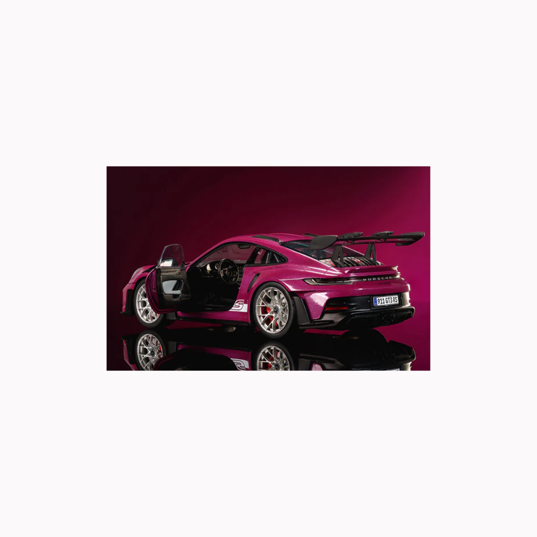 Pink Slips Porsche 911 GT-3 RS, 1:18 Scale Vehicle (Wave 6)