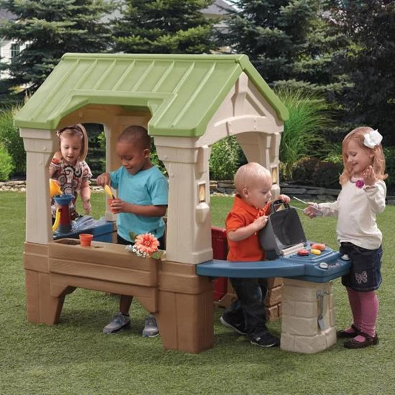 Step2 Great Outdoor Playhouse