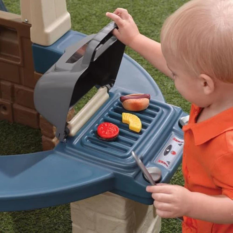 Step2 Great Outdoor Playhouse