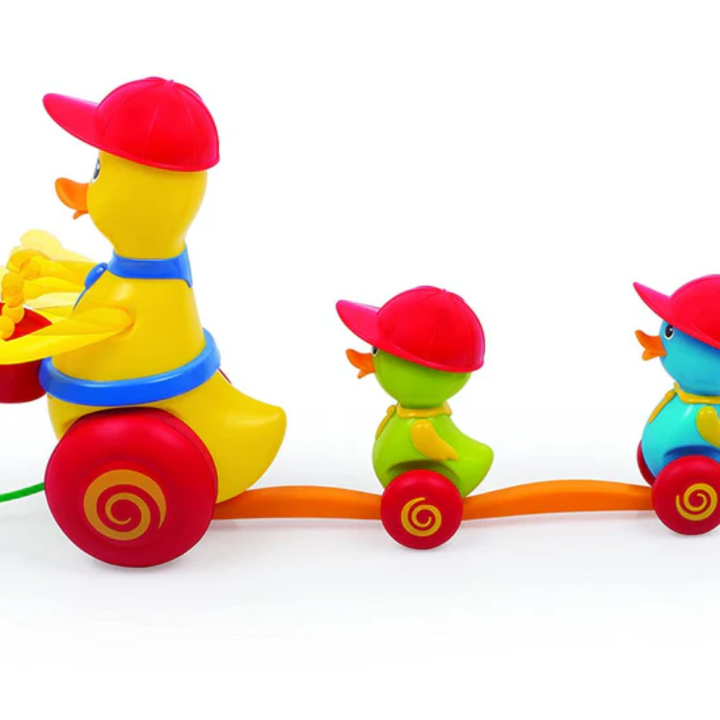 Funskool Giggles Duck Parade , 2 In Pull Along Toy